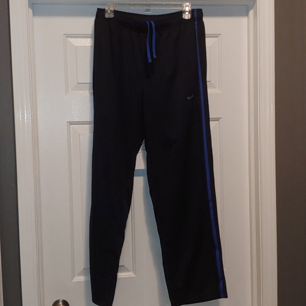 Nike epic knit
